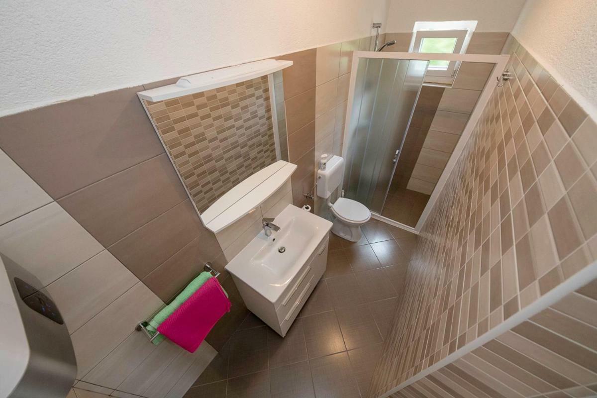 Apartman Jasmina Banjol Bagian luar foto